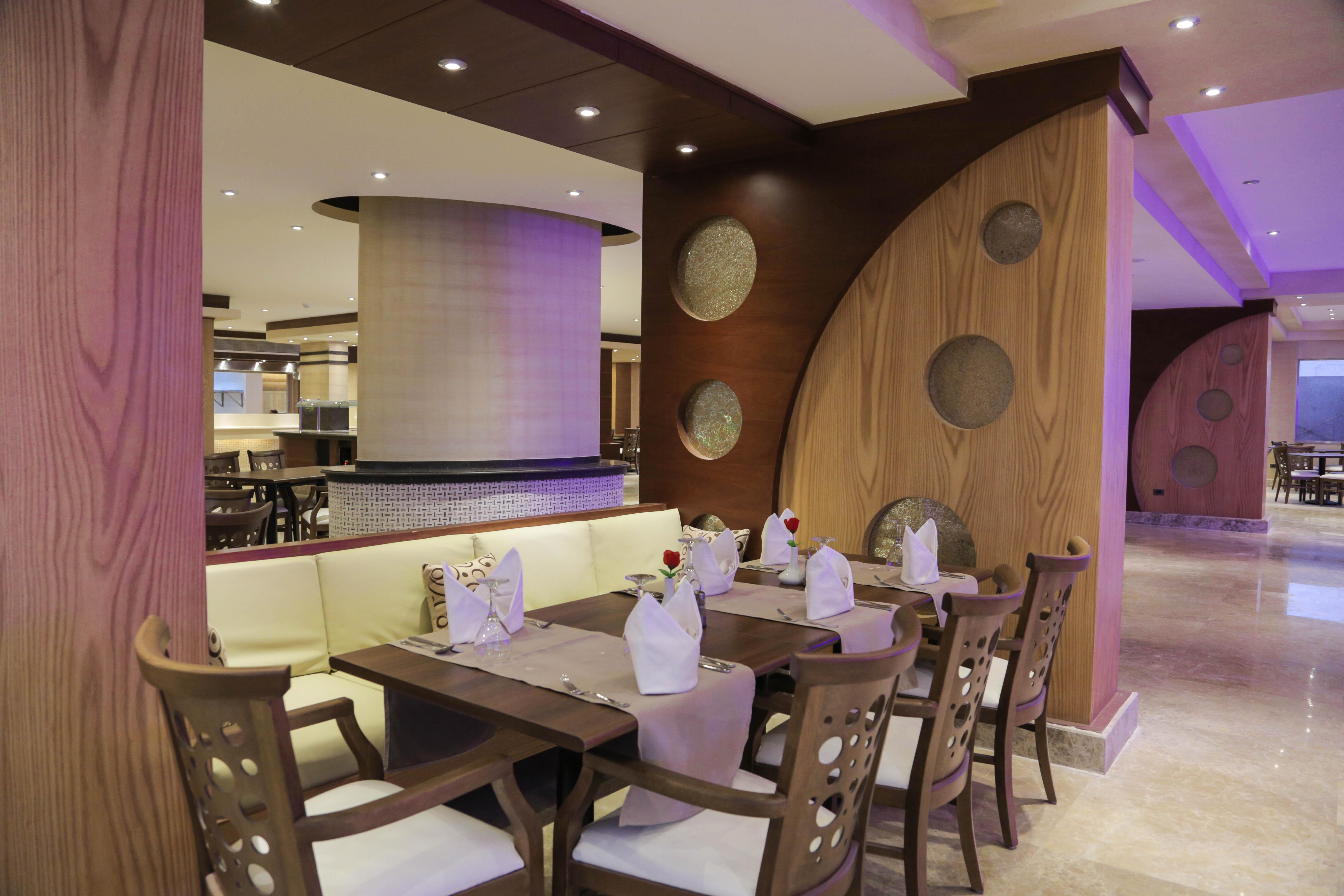 Отель Gravity Hotel & Aqua Park Hurghada Families And Couples Only 5*